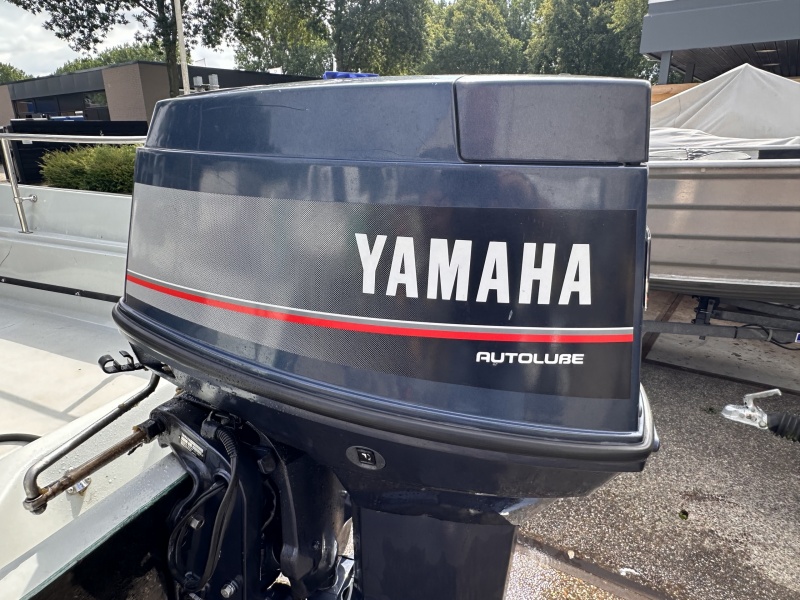 Yamaha 60 pk buitenboordmotor Artnr 2833 gebruikte motor in min of meer nieuw staat 60 FETOL