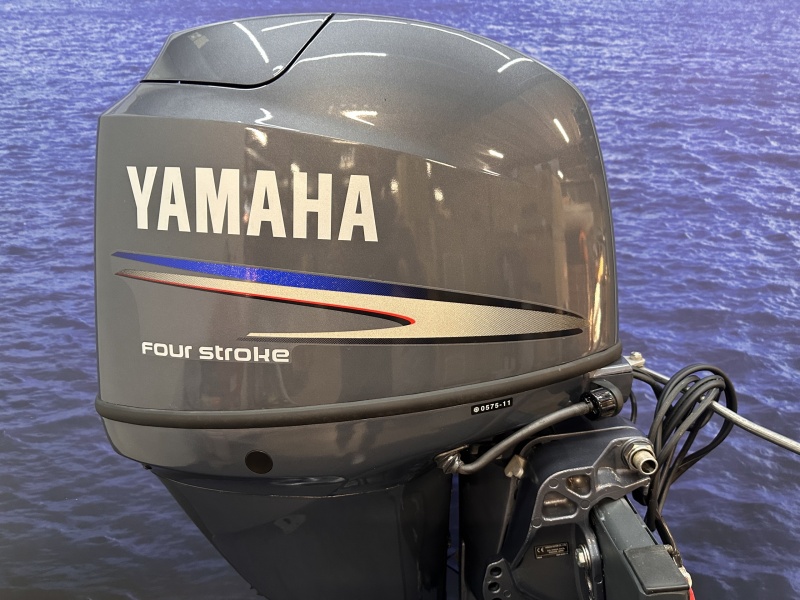 Yamaha 50 pk buitenboordmotor Artnr 1804 Nieuw staat!!!langstaart elektrische start