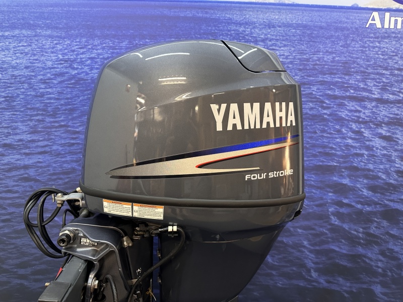 Yamaha 50 pk buitenboordmotor Artnr 1804 Nieuw staat!!!langstaart elektrische start