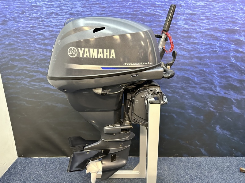 Yamaha 25 pk buitenboordmotor Artikelnummer  6084  Gebruikte kortstaart