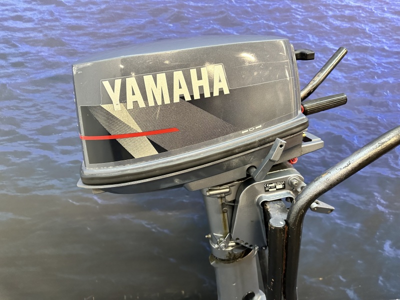 Yamaha 4 pk buitenboordmotor Artnr 9857 kortstaart