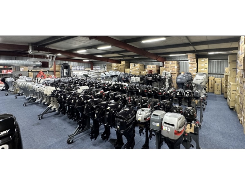 Honda 20 pk buitenboordmotor Artnr  0201 Langstaart Afstand bediend Elektrische start en tilt